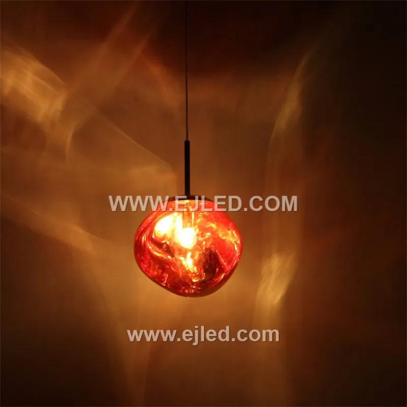 Model GL0010 offers three distinct transparent glass pendant lights: a wider dome, a tall cylinder, and a shorter, wider cylinder. These versatile shapes suit various room sizes and ceiling heights, providing flexible lighting solutions. - view 8