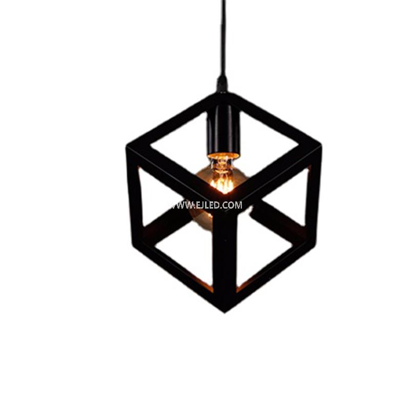 This IN0008 steel pendant light presents an open cube cage design, finished in matte black, with a single E27 lamp holder inside. It hangs from an adjustable black cable and round ceiling plate.