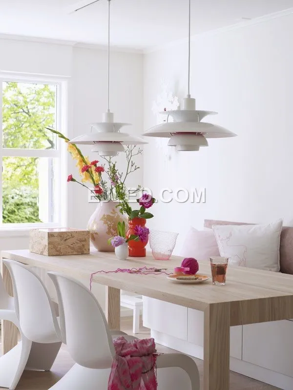 15 literary chandeliers to make your home warmer