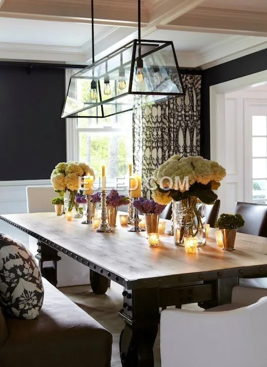 15 literary chandeliers to make your home warmer