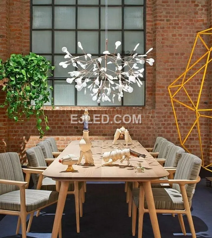 15 literary chandeliers to make your home warmer