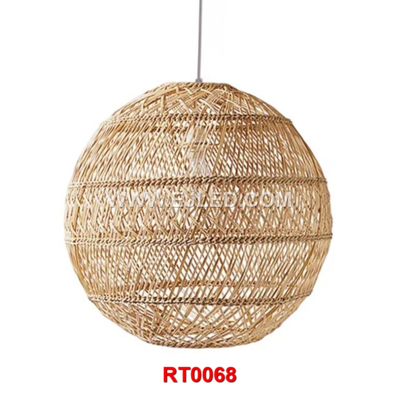 Historically, lanterns were an important carrier of China's traditional culture.