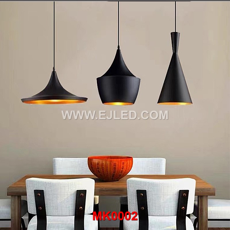What are the acceptance criteria for chandelier installation