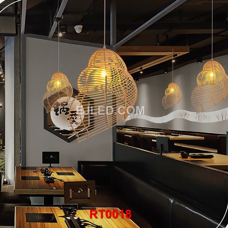 Outdoor Rattan Lamp Makes Garden More Romantic