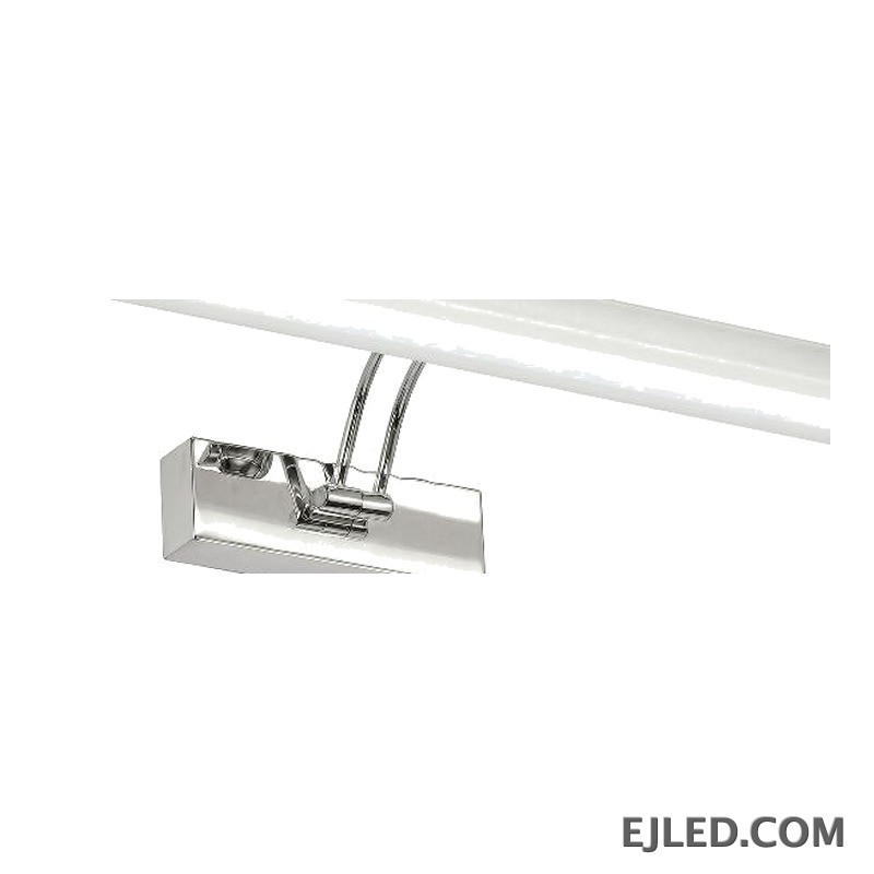 La lámpara de espejo rectangular ML0002, construida en acero inoxidable, PC y aluminio, proporciona una luz consistente con un acabado cromo y plata pulido. - view 3