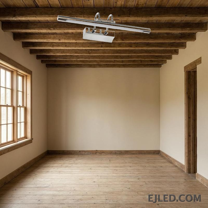 La lámpara de espejo ML0009 ofrece iluminación dirigida con una única barra horizontal, ideal para iluminar cuadros o áreas de tocador. Su acabado cromado pulido y su factor de forma rectangular proporcionan una estética limpia y funcional. - view 4