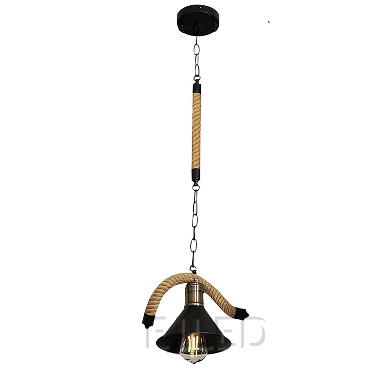Esta lámpara colgante industrial negra de hierro presenta una pantalla en forma de campana y detalles decorativos de cuerda de cáñamo. Cuelga de una cadena negra e incluye una sola bombilla expuesta, ofreciendo una estética vintage distintiva.