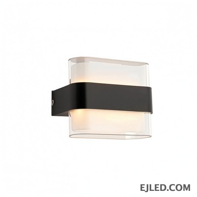 This wall lamp features a black aluminum body and two rectangular glass diffusers. It is designed for surface mounting and provides diffused light both upwards and downwards.