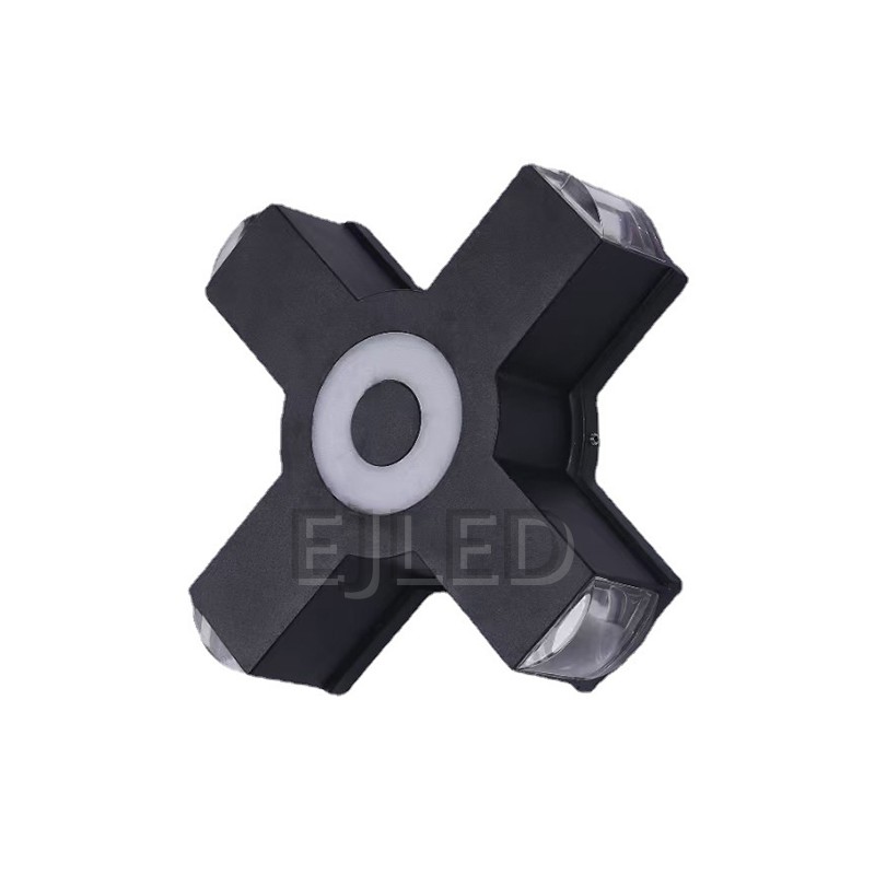 Este aplique de pared de aluminio negro presenta un cuerpo rectangular con un elemento circular luminoso central y extremos de montaje expuestos, creando una silueta moderna distintiva. - view 5