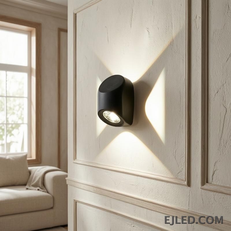 Este foco empotrado de pared de plástico negro ofrece iluminación direccional ajustable desde una única fuente integrada. Su diseño compacto y discreto es adecuado para iluminación focalizada en diversas aplicaciones de proyecto. - view 5